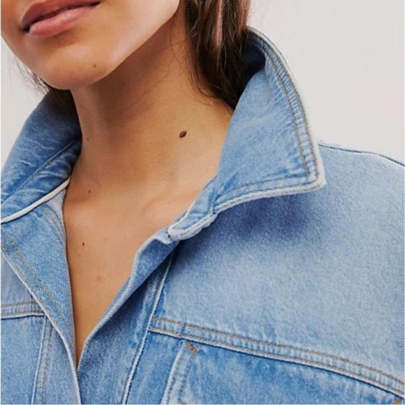 We The Free Leah Denim
Pullover Womens NWOT Free People Light Wash Denim Jacket - Picture 14 of 14